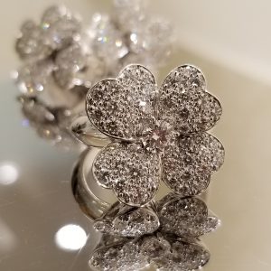 Vancleef & Arpels コスモス リング