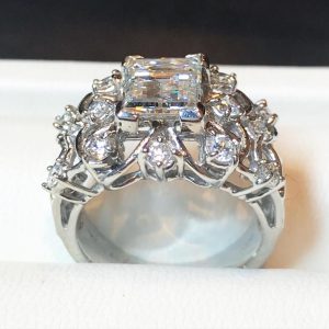 ダイヤ　プラチナ　リング