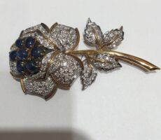サファイヤ　ダイヤ付きブローチ　K18　Pt900
