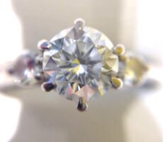 プラチナ　ダイヤモンド　立爪　リング　1ct