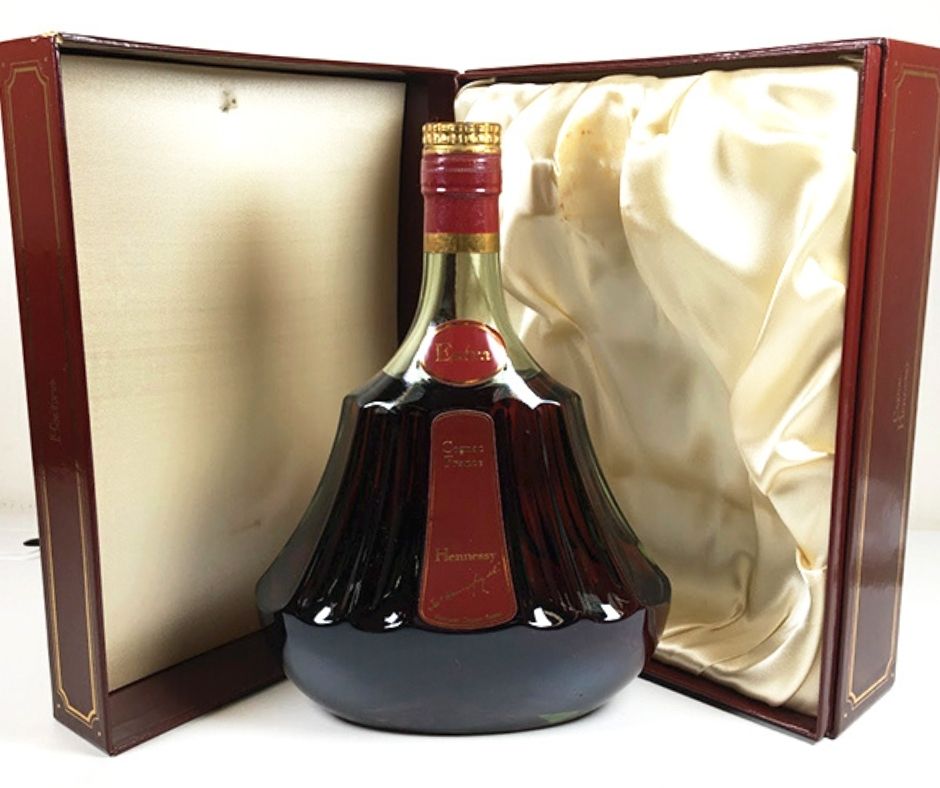 ヘネシー Hennessy エクストラ グリーンボトル 金キャップ 700ml 