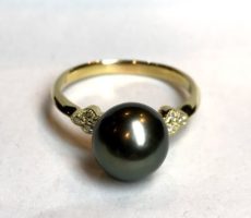 Pt900ブラックパール付きリング